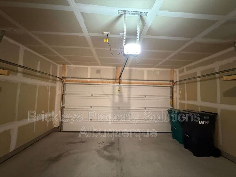 3-bedroom 2-bath home at 614 Turmalina Dr SE for $2,200/mo managed by Brickleys Property Solutions Albuquerque — photo 25 of 29