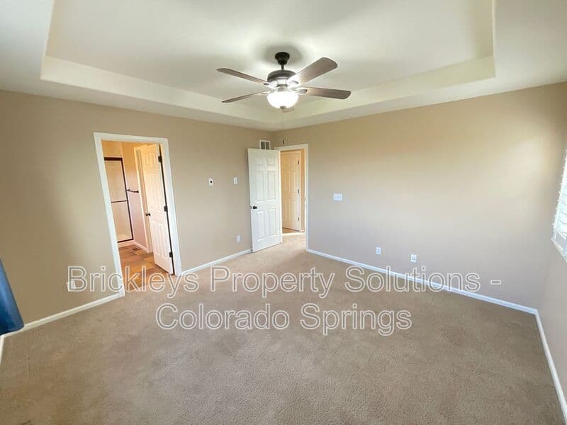 4-bedroom 2.5-bath home at 6652 Maple Stone Ln for $2,600/mo managed by Brickleys Property Solutions Colorado Springs — photo 28 of 43