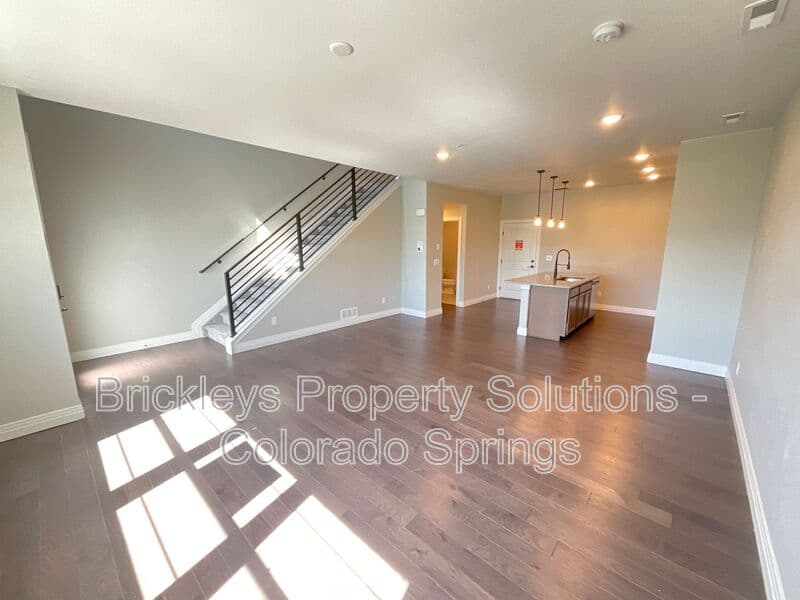 3-bedroom 2.5-bath home at 1721 Rose Quartz Hts for $2,300/mo managed by Brickleys Property Solutions Colorado Springs — photo 8 of 28
