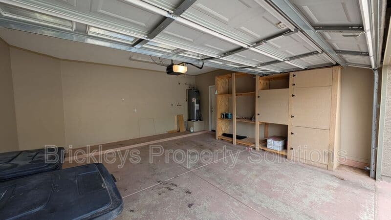 3-bedroom 2-bath home at 1311 E Marlin Dr for $2,200/mo managed by Brickleys Property Solutions East Valley Phoenix — photo 35 of 44