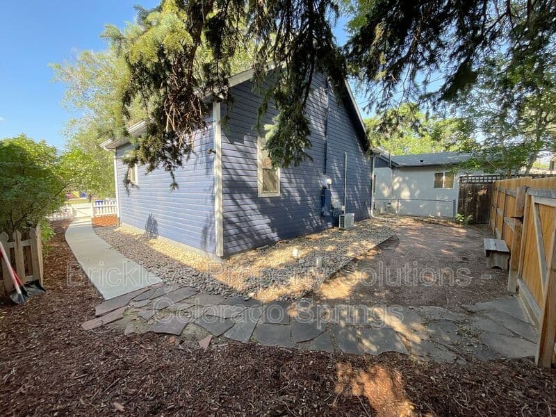1-bedroom 1-bath home at 2016 W Kiowa St Unit B for $1,400/mo managed by Brickleys Property Solutions Colorado Springs — photo 6 of 16