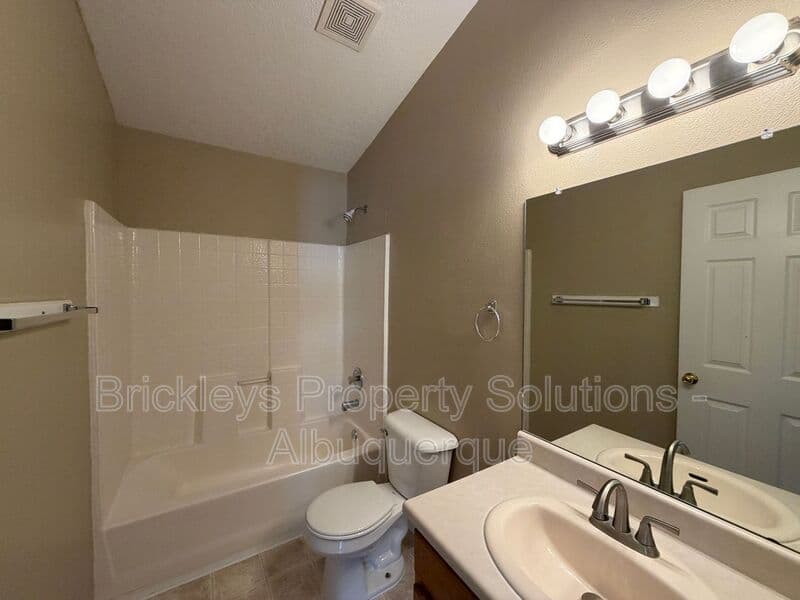 3-bedroom 2.5-bath home at 10527 Brookline Pl NW for $2,300/mo managed by Brickleys Property Solutions Albuquerque — photo 25 of 40