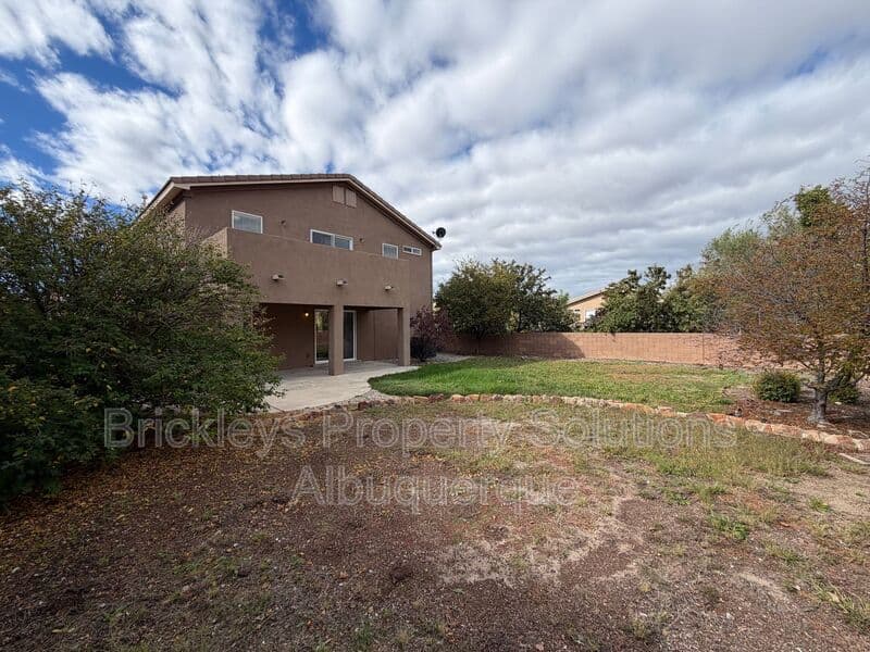 4-bedroom 3-bath home at 1904 Busher St. SE for $2,450/mo managed by Brickleys Property Solutions Albuquerque — photo 49 of 50
