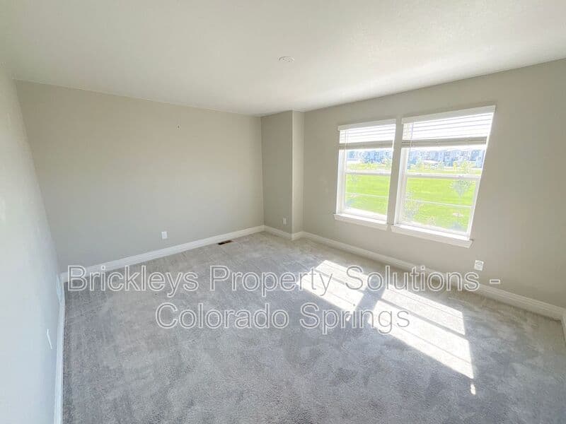 3-bedroom 2.5-bath home at 1721 Rose Quartz Hts for $2,300/mo managed by Brickleys Property Solutions Colorado Springs — photo 15 of 28
