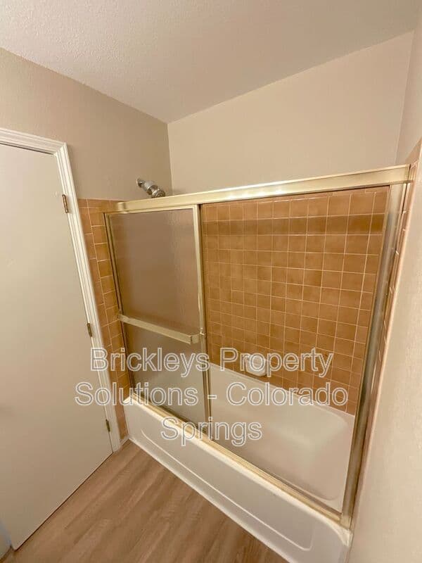 3-bedroom 2-bath home at 8214 Steadman Dr for $2,175/mo managed by Brickleys Property Solutions Colorado Springs — photo 22 of 34