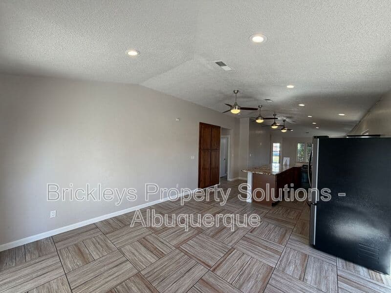 3-bedroom 2-bath home at 7024 Westford Pl NW for $2,200/mo managed by Brickleys Property Solutions Albuquerque — photo 10 of 33