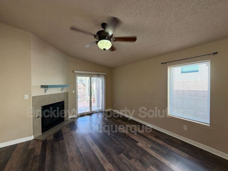 3-bedroom 2-bath home at 1548 Reynosa Loop SE for $1,900/mo managed by Brickleys Property Solutions Albuquerque — photo 10 of 31