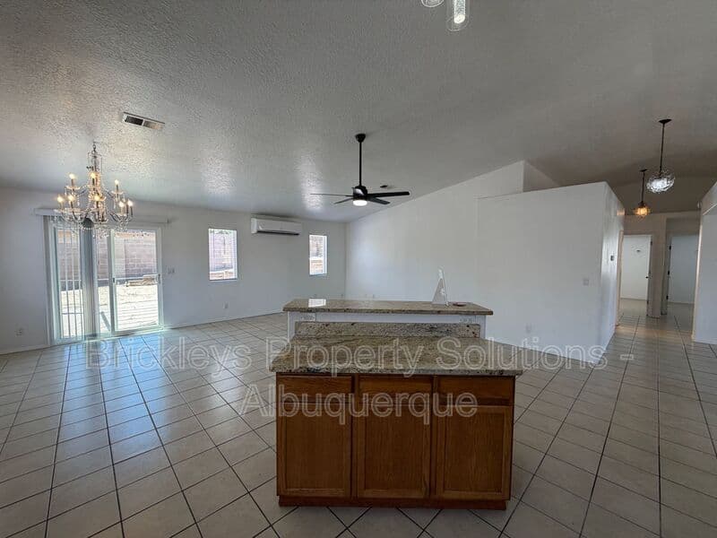 3-bedroom 2-bath home at 1405 Secret Valley Drive SW for $1,800/mo managed by Brickleys Property Solutions Albuquerque — photo 8 of 34