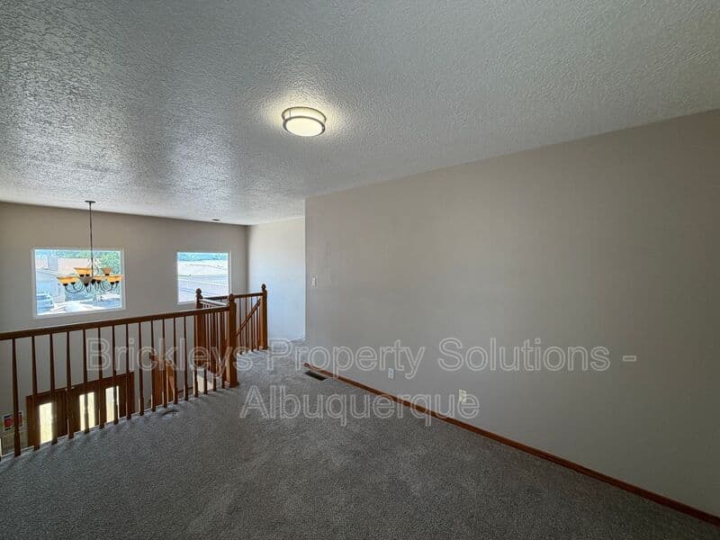 4-bedroom 2.5-bath home at 10331 Dunbar St NW for $2,300/mo managed by Brickleys Property Solutions Albuquerque — photo 8 of 43