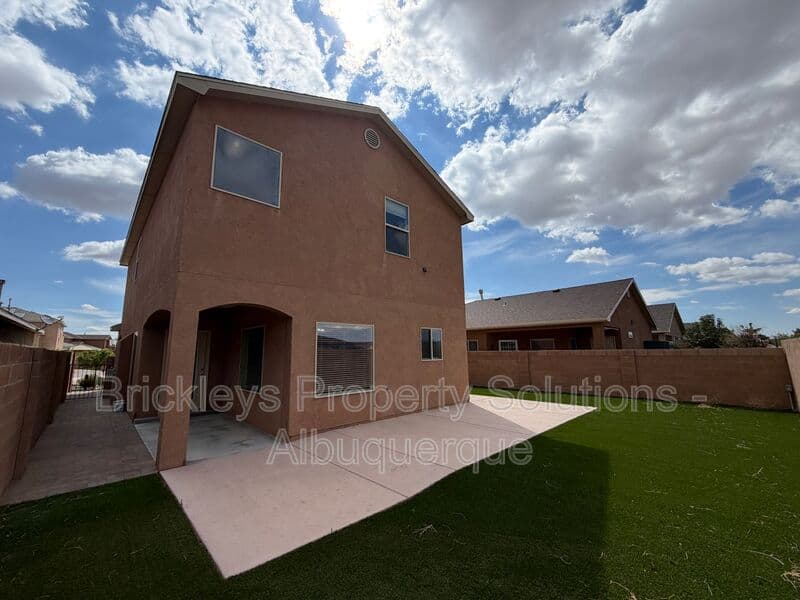 4-bedroom 3-bath home at 860 Fire Wheel Loop for $2,300/mo managed by Brickleys Property Solutions Albuquerque — photo 40 of 40