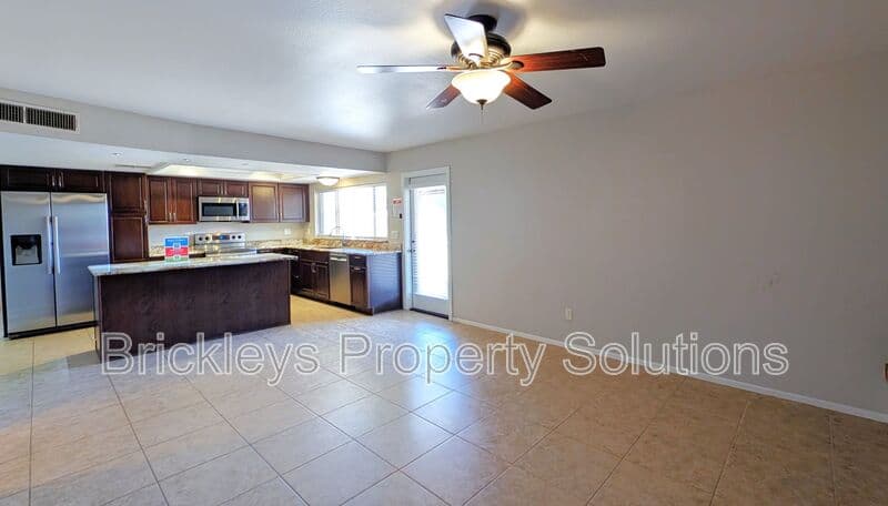 3-bedroom 2-bath home at 2431 W Plata Ave for $2,250/mo managed by Brickleys Property Solutions East Valley Phoenix — photo 15 of 43