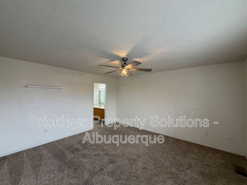 3-bedroom 3-bath home at 5004 Blue Stone Rd NW for $2,250/mo managed by Brickleys Property Solutions Albuquerque — photo 19 of 37