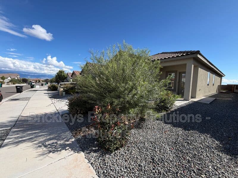3-bedroom 2-bath home at 614 Turmalina Dr SE for $2,200/mo managed by Brickleys Property Solutions Albuquerque — photo 2 of 29