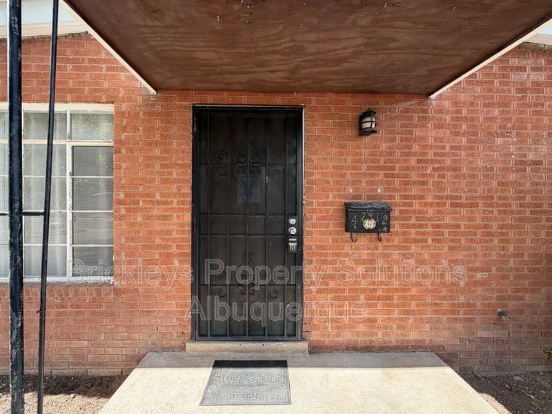 3-bedroom 2-bath home at 4712 Palo Duro Ave. NE for $1,750/mo managed by Brickleys Property Solutions Albuquerque — photo 4 of 38