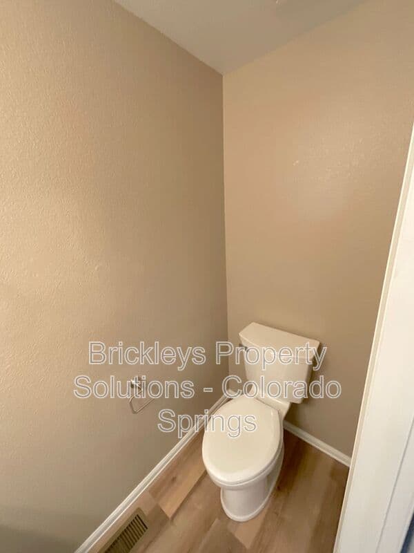3-bedroom 2.5-bath home at 1742 Victorian Pt for $2,338/mo total (includes $2,300 base rent + $38 required Tenant Benefit Package) managed by Brickleys Property Solutions Colorado Springs — photo 19 of 36