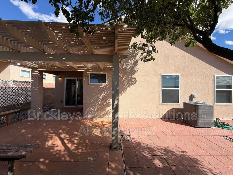 3-bedroom 2-bath home at 1548 Reynosa Loop SE for $1,900/mo managed by Brickleys Property Solutions Albuquerque — photo 29 of 31