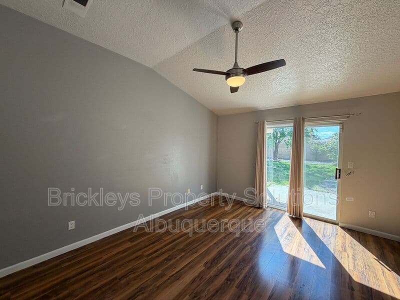 3-bedroom 2-bath home at 7024 Westford Pl NW for $2,200/mo managed by Brickleys Property Solutions Albuquerque — photo 15 of 33