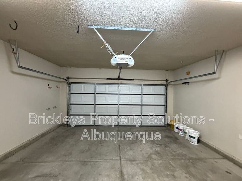4-bedroom 3.5-bath home at 6228 Nacional Rd NW for $2,700/mo managed by Brickleys Property Solutions Albuquerque — photo 40 of 44