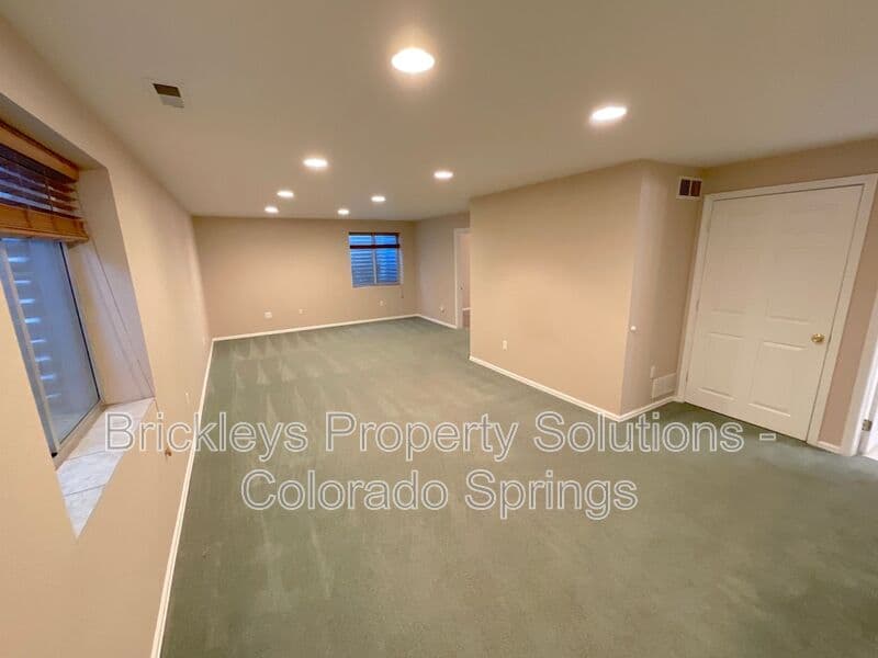 4-bedroom 3.5-bath home at 6160 Jaffee Ct for $2,500/mo managed by Brickleys Property Solutions Colorado Springs — photo 40 of 45