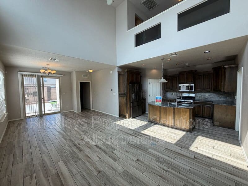 4-bedroom 2.5-bath home at 7420 Tangerine Court NE for $2,450/mo managed by Brickleys Property Solutions Albuquerque — photo 20 of 39