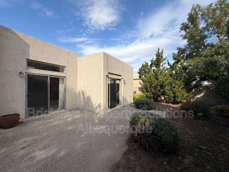 3-bedroom 2-bath home at 12606 Colony Pl NE for $2,250/mo managed by Brickleys Property Solutions Albuquerque — photo 31 of 32