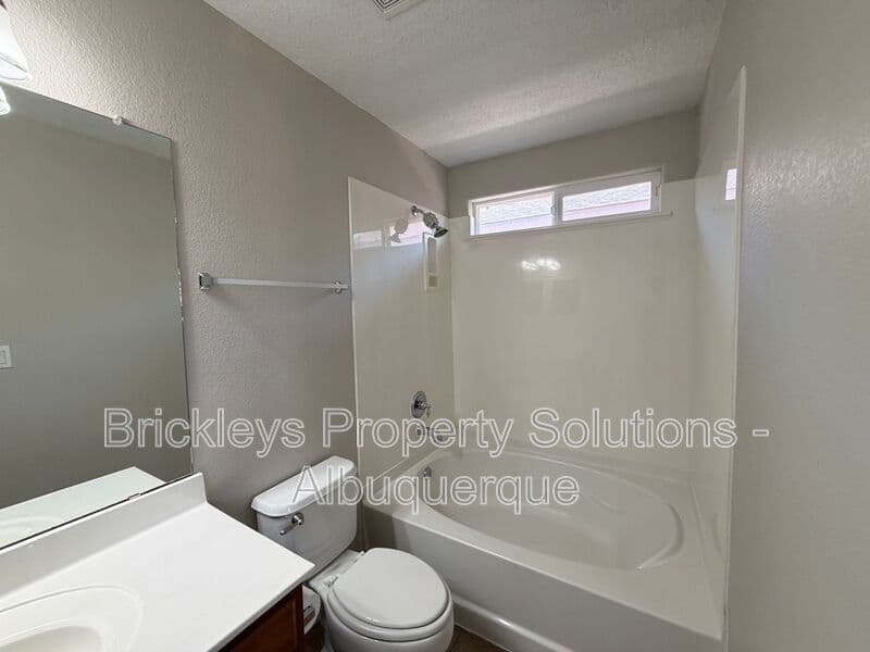 3-bedroom 2-bath home at 8035 Sierra Altos Pl. NW for $2,150/mo managed by Brickleys Property Solutions Albuquerque — photo 14 of 29