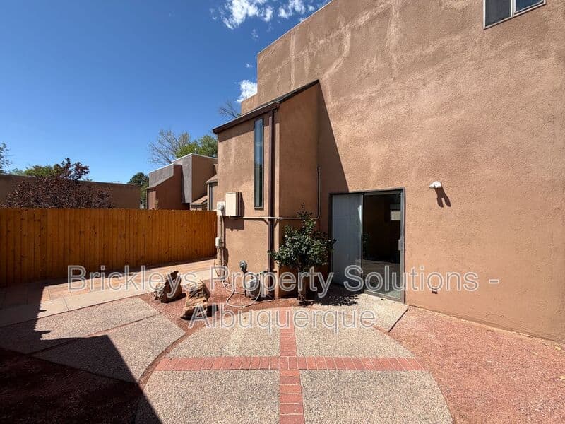 2-bedroom 2.5-bath home at 5409 6th St NW for $1,800/mo managed by Brickleys Property Solutions Albuquerque — photo 26 of 30