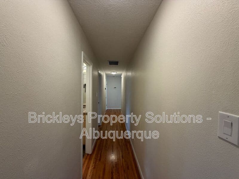 3-bedroom 2-bath home at 2808 Charleston St NE for $2,500/mo managed by Brickleys Property Solutions Albuquerque — photo 21 of 35