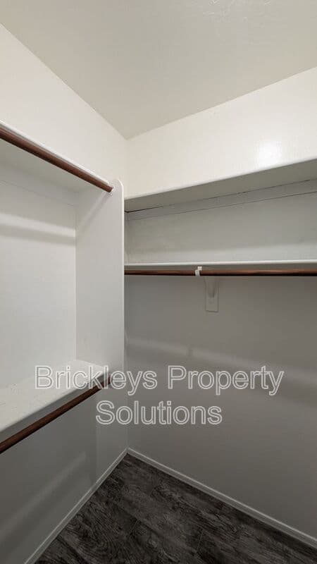 3-bedroom 2-bath home at 1311 E Marlin Dr for $2,200/mo managed by Brickleys Property Solutions East Valley Phoenix — photo 33 of 44
