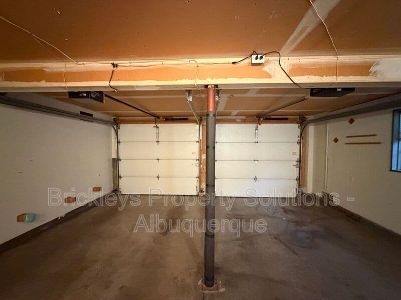 4-bedroom 3-bath home at 7121 Edwina Ave NE for $2,450/mo managed by Brickleys Property Solutions Albuquerque — photo 38 of 47