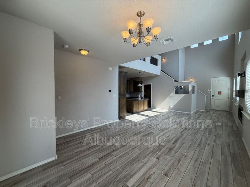 4-bedroom 2.5-bath home at 7420 Tangerine Court NE for $2,450/mo managed by Brickleys Property Solutions Albuquerque — photo 23 of 39