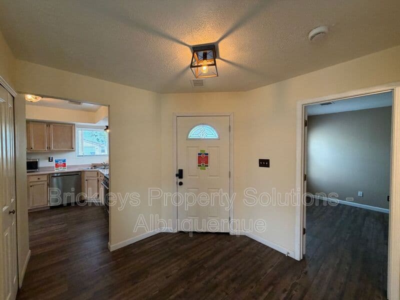 2-bedroom 2-bath home at 1941 Lee Loop NE for $1,750/mo managed by Brickleys Property Solutions Albuquerque — photo 5 of 29