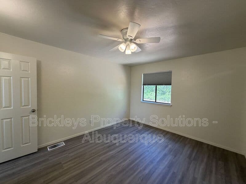2-bedroom 2.5-bath home at 5409 6th St NW for $1,800/mo managed by Brickleys Property Solutions Albuquerque — photo 11 of 30
