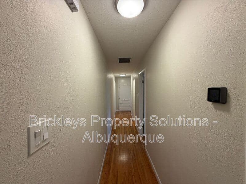 3-bedroom 2-bath home at 2808 Charleston St NE for $2,500/mo managed by Brickleys Property Solutions Albuquerque — photo 10 of 35