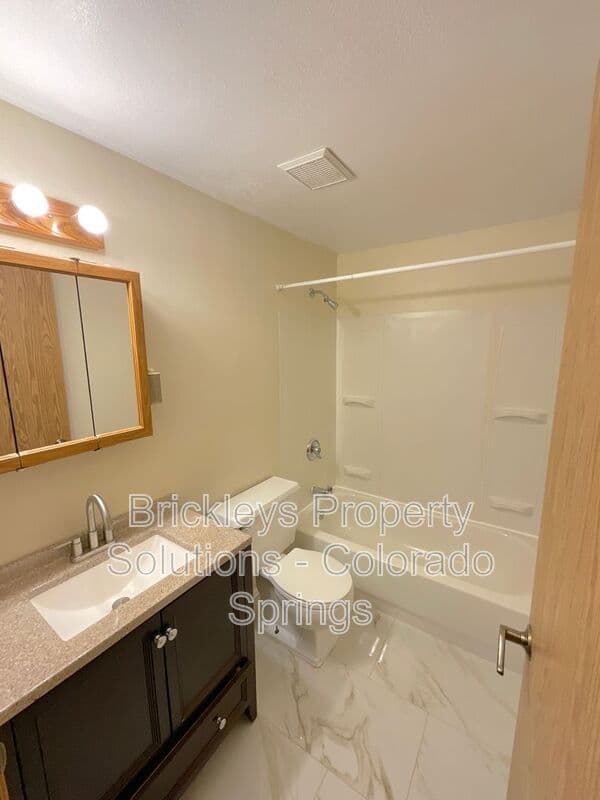 5-bedroom 2-bath home at 4375 Cassidy St for $2,300/mo managed by Brickleys Property Solutions Colorado Springs — photo 36 of 37