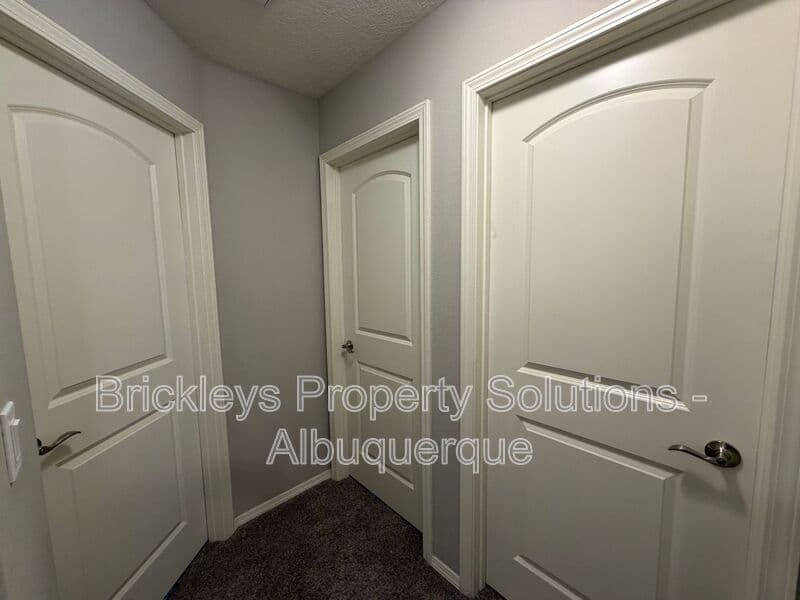 4-bedroom 3-bath home at 860 Fire Wheel Loop for $2,300/mo managed by Brickleys Property Solutions Albuquerque — photo 10 of 40