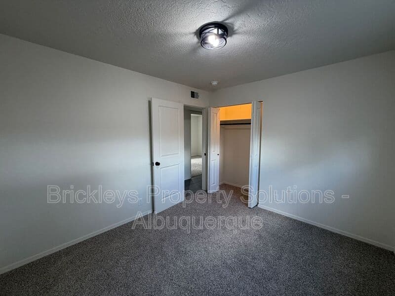 3-bedroom 2-bath home at 5608 Drake Ave NW for $2,100/mo managed by Brickleys Property Solutions Albuquerque — photo 16 of 32