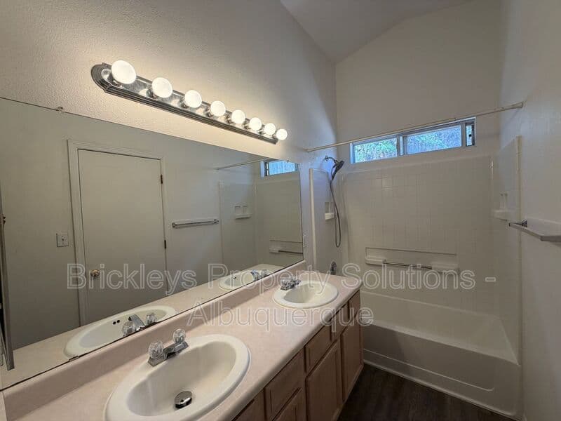 3-bedroom 2-bath home at 6019 Full Moon Ave NW for $1,900/mo managed by Brickleys Property Solutions Albuquerque — photo 15 of 26