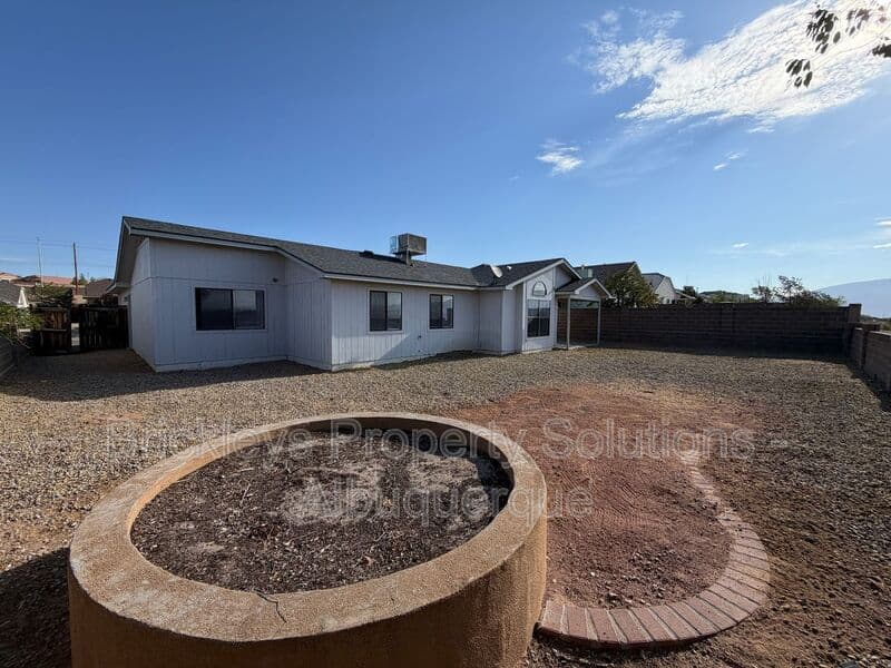 3-bedroom 2-bath home at 4520 Rockaway Loop NE for $1,900/mo managed by Brickleys Property Solutions Albuquerque — photo 28 of 29