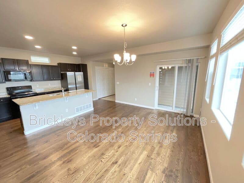 3-bedroom 2.5-bath home at 2401 Ellingwood Dr for $2,233/mo total (includes $2,195 base rent + $38 required Tenant Benefit Package) managed by Brickleys Property Solutions Colorado Springs — photo 19 of 40