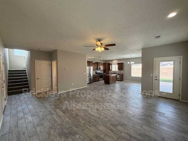 4-bedroom 3-bath home at 860 Fire Wheel Loop for $2,300/mo managed by Brickleys Property Solutions Albuquerque — photo 28 of 40