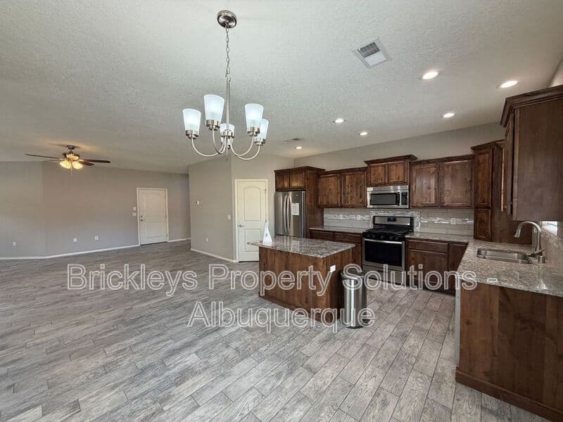 4-bedroom 3-bath home at 860 Fire Wheel Loop for $2,300/mo managed by Brickleys Property Solutions Albuquerque — photo 34 of 40