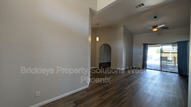 4-bedroom 3-bath home at 13354 W Palm Ln for $2,750/mo managed by Brickleys Property Solutions West Valley Phoenix — photo 25 of 31