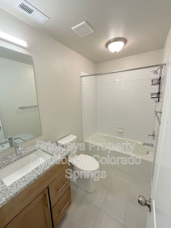 3-bedroom 3.5-bath home at 7343 Rosa Belle Hts for $2,350/mo managed by Brickleys Property Solutions Colorado Springs — photo 31 of 33
