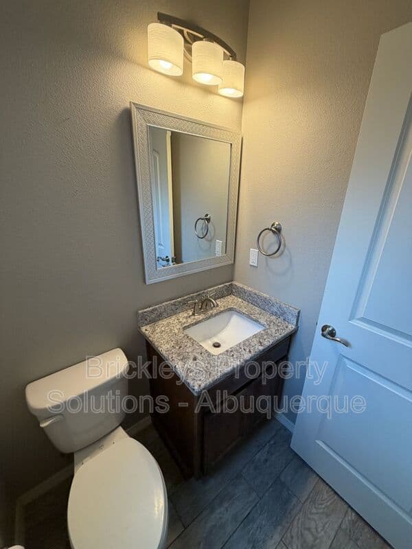 4-bedroom 3-bath home at 860 Fire Wheel Loop for $2,300/mo managed by Brickleys Property Solutions Albuquerque — photo 30 of 40