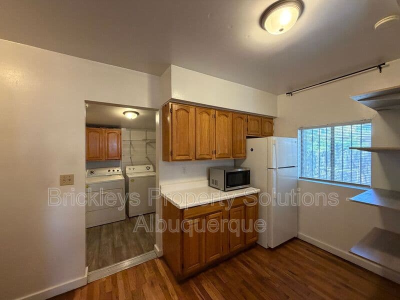 4-bedroom 2-bath home at 313 Cornell Drive SE Unit A for $1,600/mo managed by Brickleys Property Solutions Albuquerque — photo 17 of 27