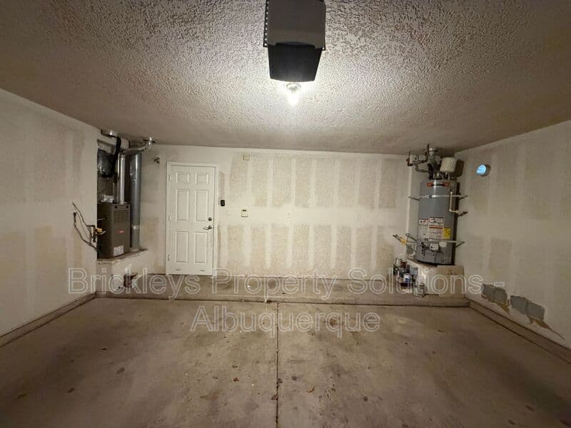 3-bedroom 2-bath home at 65 Willow Trace Court SE for $2,000/mo managed by Brickleys Property Solutions Albuquerque — photo 29 of 32