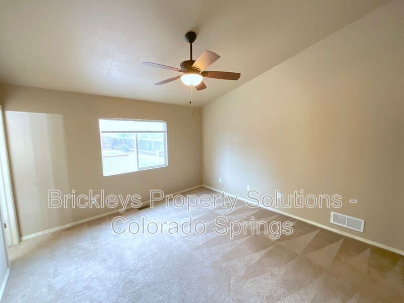 3-bedroom 2-bath home at 4325 Poplar Brook Dr for $2,100/mo managed by Brickleys Property Solutions Colorado Springs — photo 19 of 29