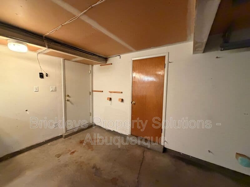 4-bedroom 3-bath home at 7121 Edwina Ave NE for $2,450/mo managed by Brickleys Property Solutions Albuquerque — photo 40 of 47