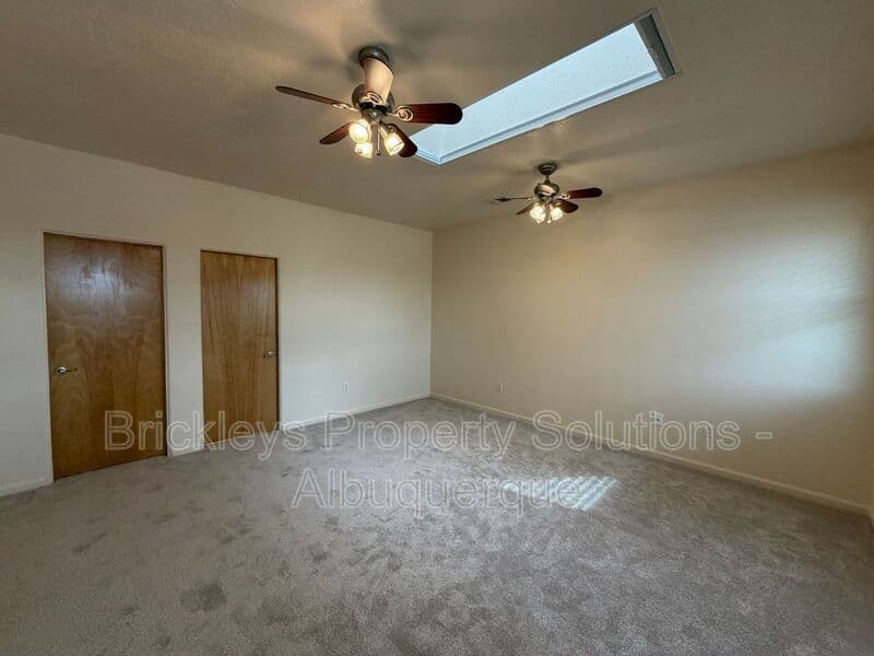 3-bedroom 2.5-bath home at 1612 3rd St SW for $1,900/mo managed by Brickleys Property Solutions Albuquerque — photo 18 of 39